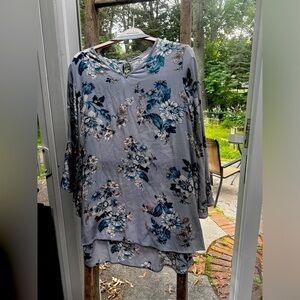 Women’s Southern Stitch 100% Viscose floral dress or tunic size Medium